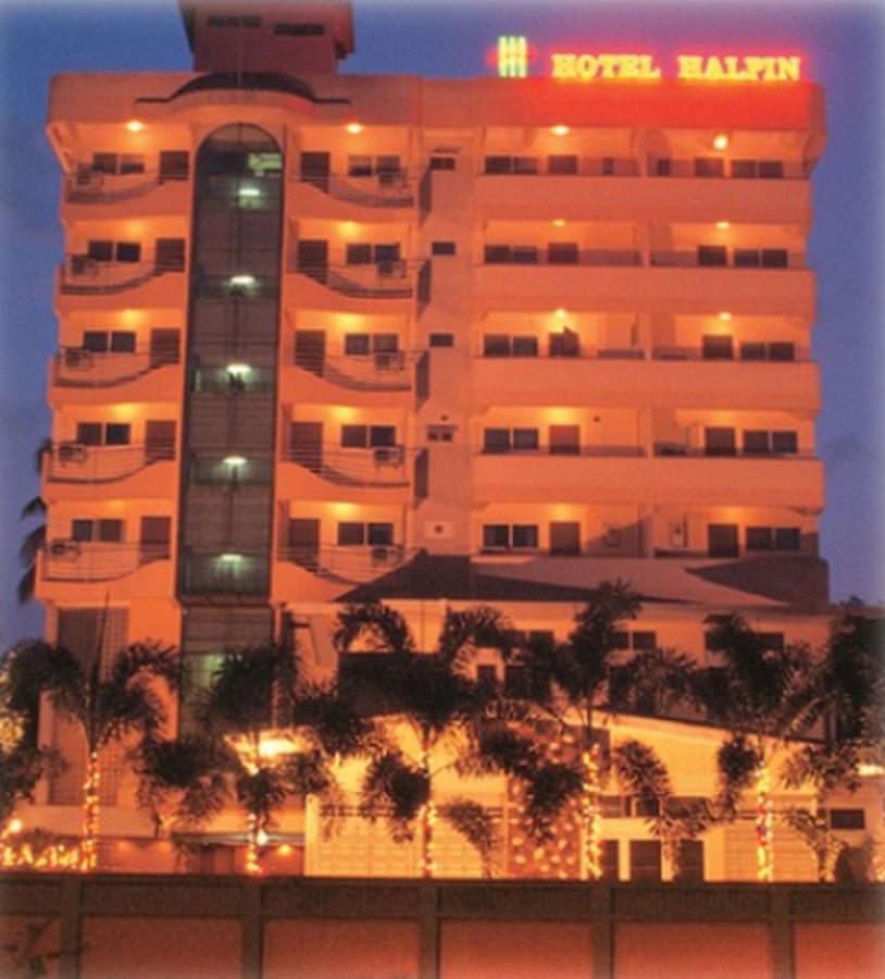 Halpin Hotell Yangon Eksteriør bilde