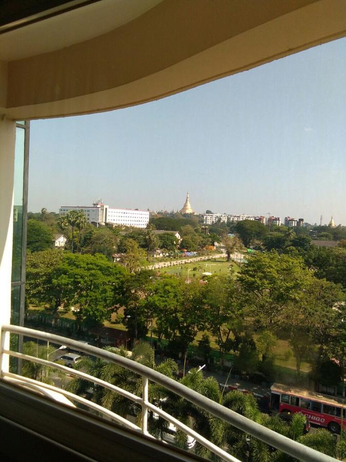 Halpin Hotell Yangon Eksteriør bilde