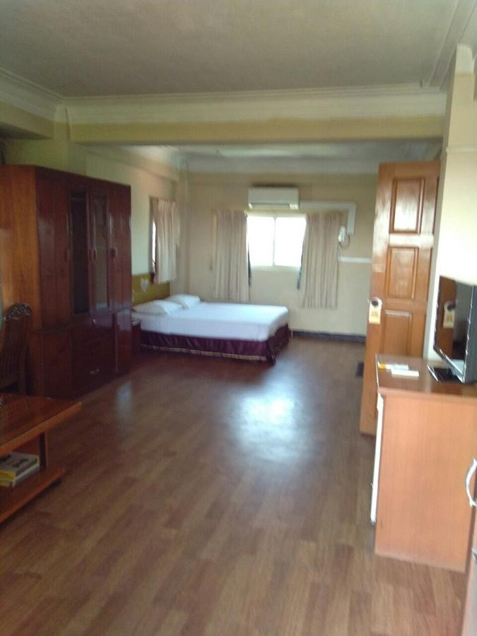 Halpin Hotell Yangon Eksteriør bilde
